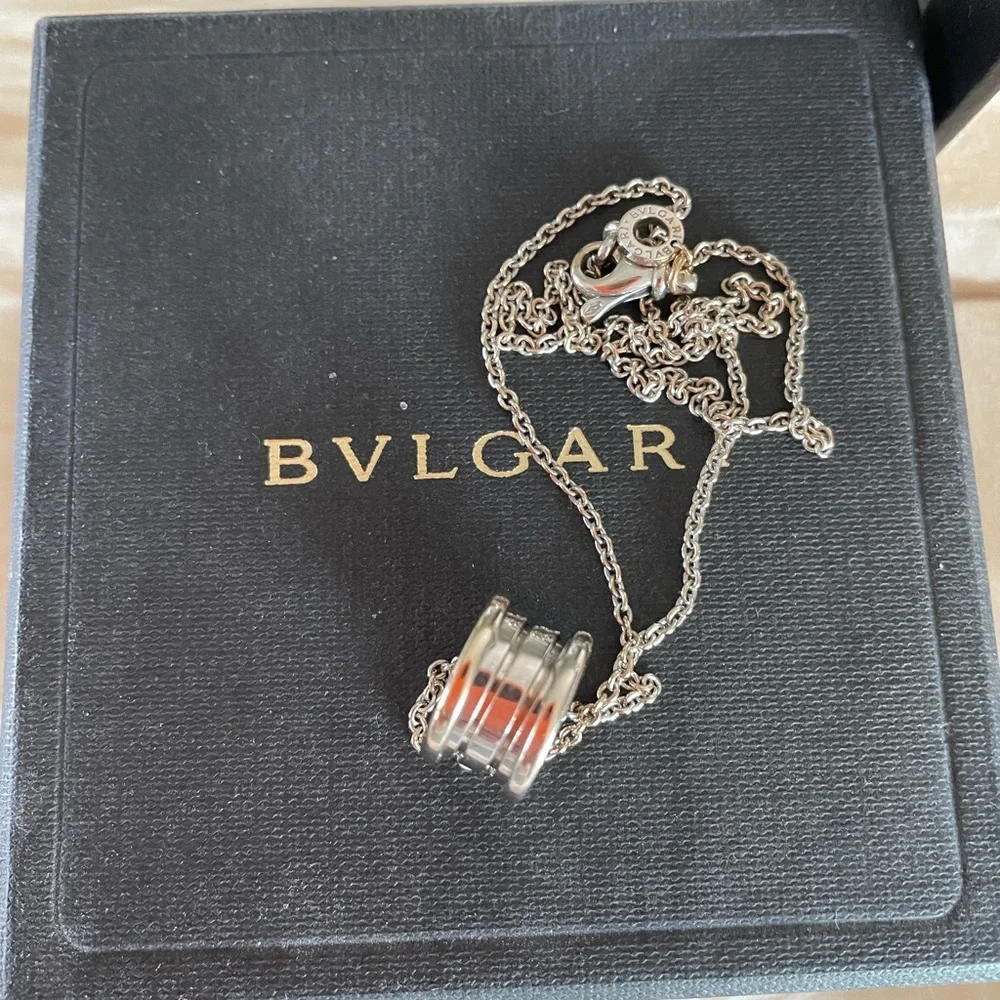 Bvlgari B.Zero1 White Gold Pendant Necklace - Picture 3 of 3